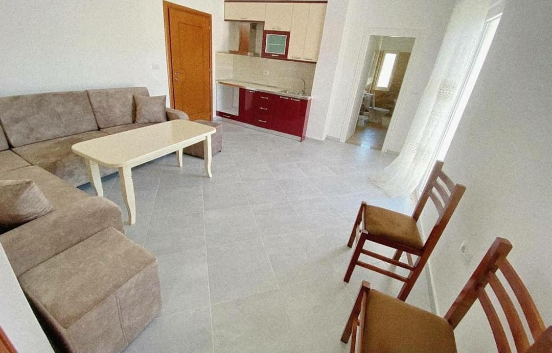 Bar-Restaurant-Hotel-Familja Klos Εξωτερικό φωτογραφία