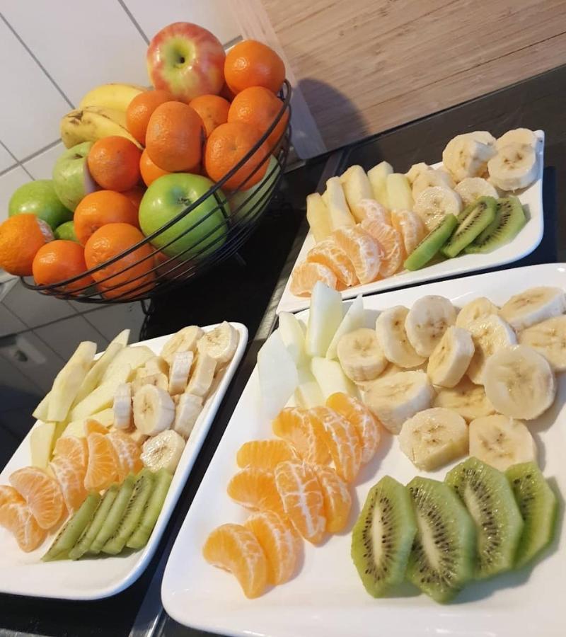 Bar-Restaurant-Hotel-Familja Klos Εξωτερικό φωτογραφία